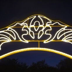 9.10' 2D Floral Christmas Frame - Photo Op Display -Twinkly Trees Shop 2d 11012 b