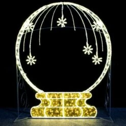 9' 2D Snow Globe Photo Op Frame