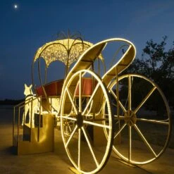 3D Carriage With Horses -Twinkly Trees Shop 3d 11024 c