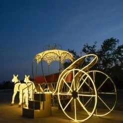 3D Carriage With Horses -Twinkly Trees Shop 3d 11024 i