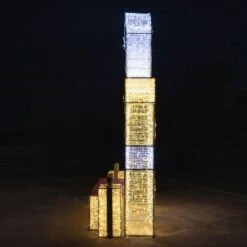 9.10' 3D Christmas Present - Photo Op Display 12 9.10' 3D Christmas Present - Photo Op Display -Twinkly Trees Shop 3d 11028 f