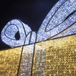 9.10' 3D Christmas Present - Photo Op Display 14 9.10' 3D Christmas Present - Photo Op Display -Twinkly Trees Shop 3d 11028 h